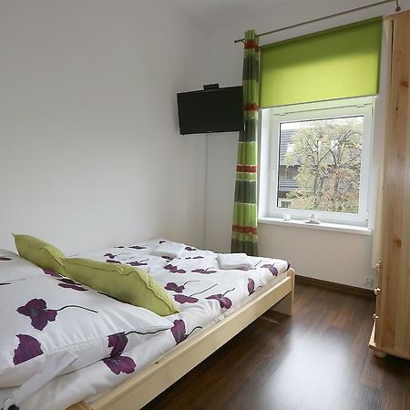 Апартаменты Apartament Giewont Krupowki Закопане Экстерьер фото