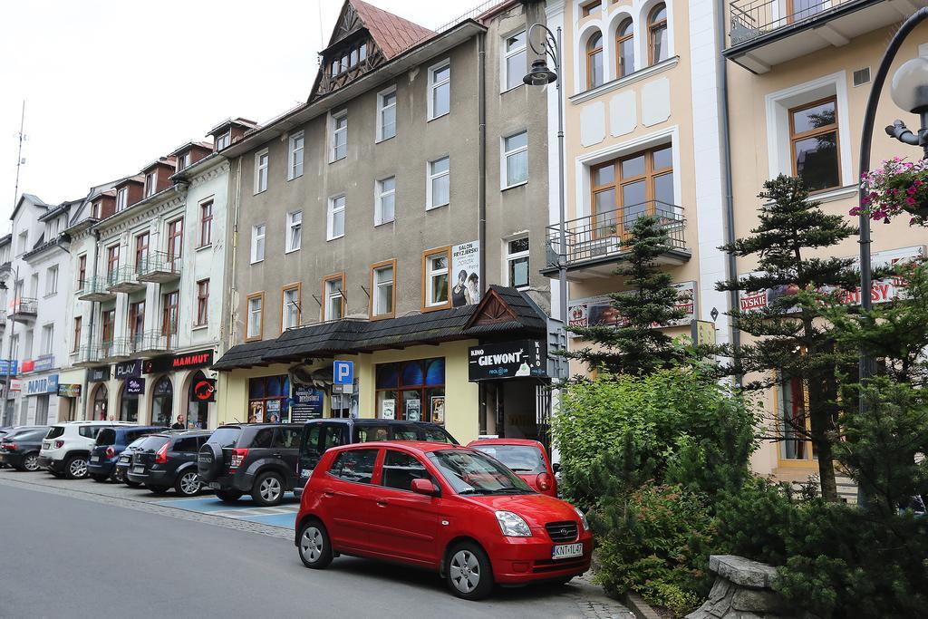 Апартаменты Apartament Giewont Krupowki Закопане Экстерьер фото